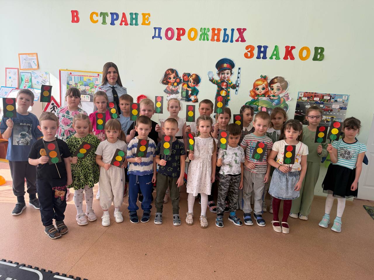 В рамках республиканского оперативно-профилактического мероприятия «Внимание, дети!» инспектор по пропаганде безопасности дорожного движения отделения Госавтоинспекции ММО МВД России «Ичалковский» совместно с юными...