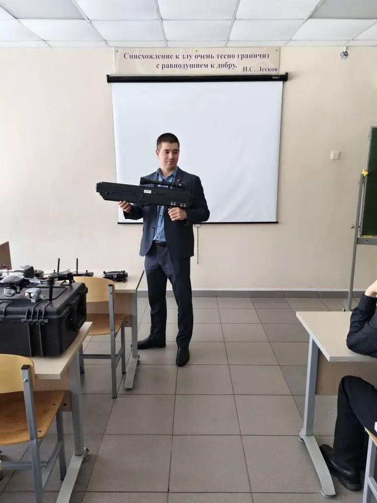 Сотрудники МВД провели занятие по применению беспилотных технологий Сотрудники МВД провели занятие по применению беспилотных технологий