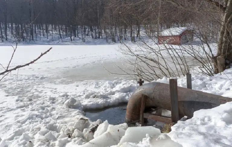 В Саранске специалисты провели предпаводковое обследование гидротехнических сооружений