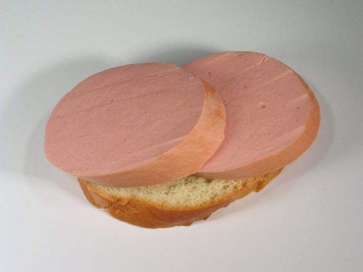 Судьба докторской колбасы: стоит ли её есть сегодня?