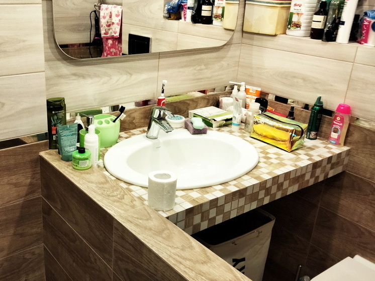 Эффективные методы устранения запахов из сливов без химических средств