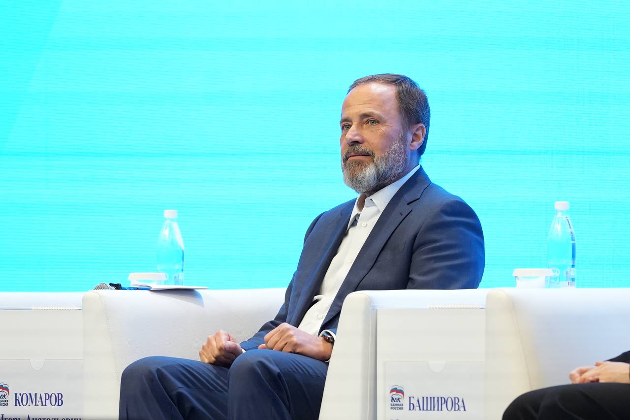 Артём Здунов: #ЕстьРезультат. С коллегами-однопартийцами, молодёжными и патриотическими организациями, педагогами и наставниками, ветеранами спецоперации - большой #командойПрезидента работаем над национальным приоритетом... Артём Здунов: #ЕстьРезультат. С коллегами-однопартийцами, молодёжными и патриотическими организациями, педагогами и наставниками, ветеранами спецоперации - большой #командойПрезидента работаем над национальным приоритетом...