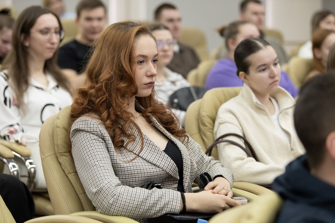 В Саранске дали старт проекту «Взлётная полоса для молодых профессионалов – 2026» В Саранске дали старт проекту «Взлётная полоса для молодых профессионалов – 2026»