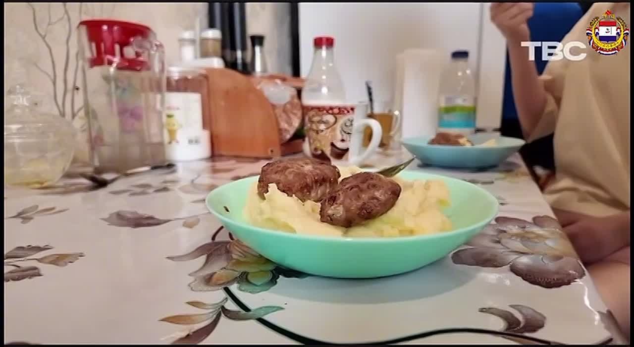 Надёжная опора для сына и дочки