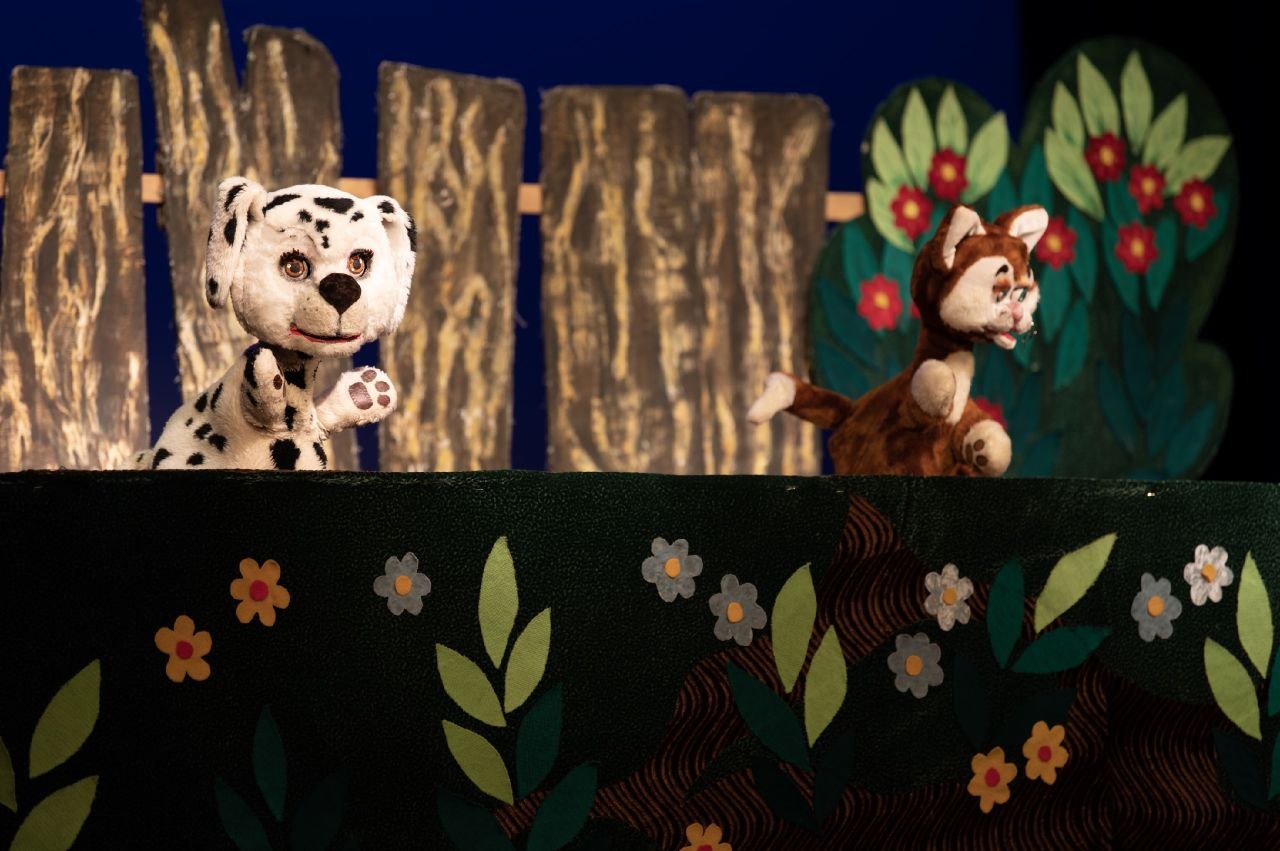 Сейчас бы включить телевизор и чтобы там "В гостях у Топтыжки", а не вот это вот всё! Согласны? Сейчас бы включить телевизор и чтобы там "В гостях у Топтыжки", а не вот это вот всё! Согласны?