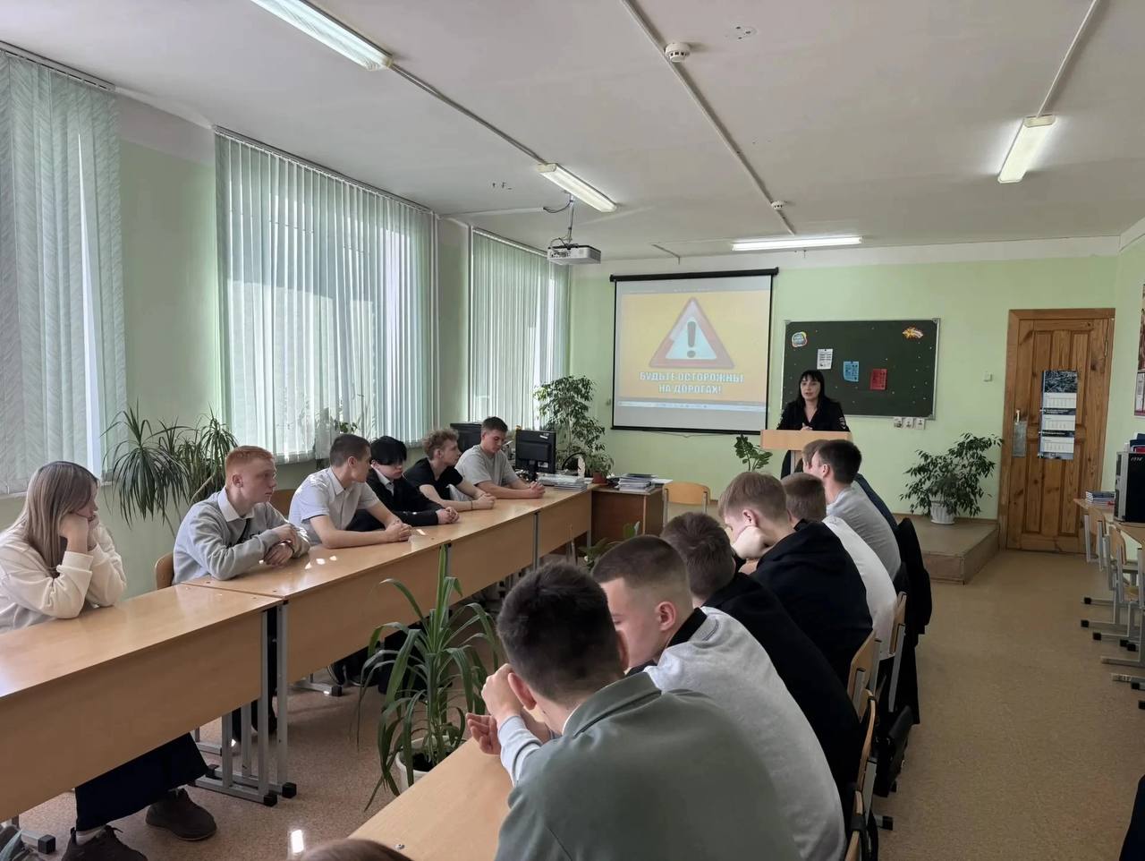 Сотрудники отделения Госавтоинспекции отдела МВД России по Рузаевскому муниципальному району в рамках профилактического мероприятия «Безопасный транспорт» совместно с сотрудниками ПДН ЛО МВД России на транспорте встретились...