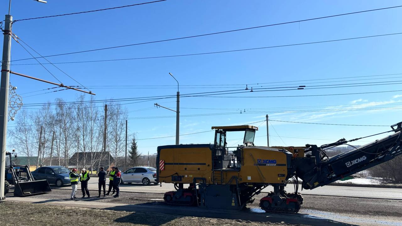 В столице Мордовии активно ведутся работы по ямочному ремонту дорожного полотна В столице Мордовии активно ведутся работы по ямочному ремонту дорожного полотна