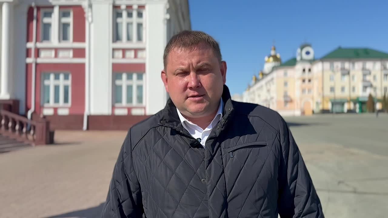 «ВМЕСТЕ СДЕЛАЕМ САРАНСК ЯРЧЕ И ЧИЩЕ, ЧТОБЫ НАШ ГОРОД СТАЛ ЛУЧШЕ!» - говорит градоначальник Владимир Быков