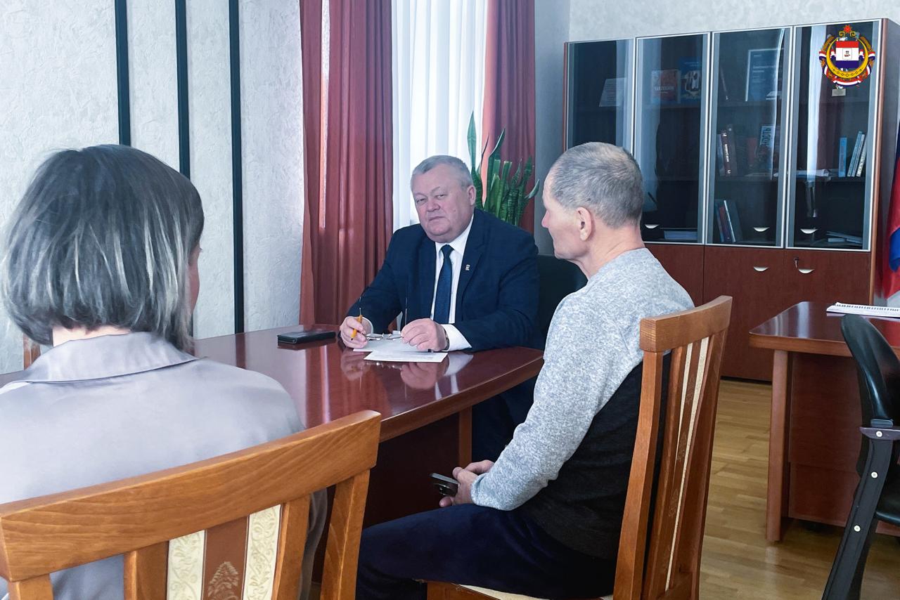 От обращения к решению. В районах Мордовии продолжаются личные приёмы граждан с участием представителей органов власти От обращения к решению. В районах Мордовии продолжаются личные приёмы граждан с участием представителей органов власти