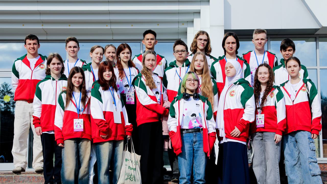 Артём Здунов: Шумбрат финалистам Всероссийской олимпиады по русскому языку - около 500 участников со всей страны, впереди 7 дней соревновательных туров!!! Артём Здунов: Шумбрат финалистам Всероссийской олимпиады по русскому языку - около 500 участников со всей страны, впереди 7 дней соревновательных туров!!!