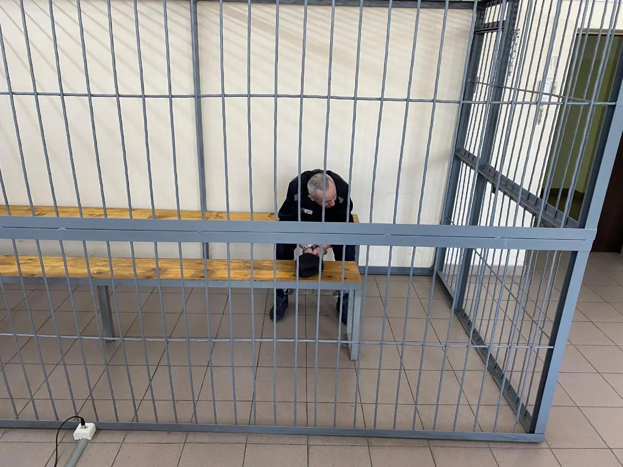 Осужденный пожизненно ангарский маньяк Михаил Попков этапирован из Иркутска в колонию особого режима в Республике Мордовия