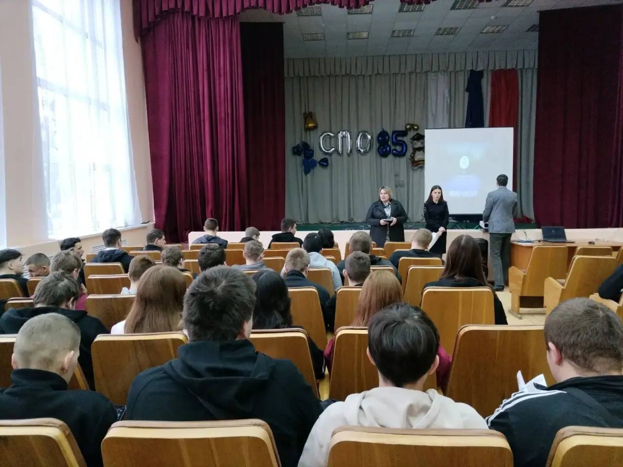 Инспектор по пропаганде безопасности дорожного движения отделения Госавтоинспекции ММО МВД России «Ичалковский» провела профилактическое занятие для студентов ГБПОУ РМ «Кемлянский аграрный колледж» Инспектор по пропаганде безопасности дорожного движения отделения Госавтоинспекции ММО МВД России «Ичалковский» провела профилактическое занятие для студентов ГБПОУ РМ «Кемлянский аграрный колледж»