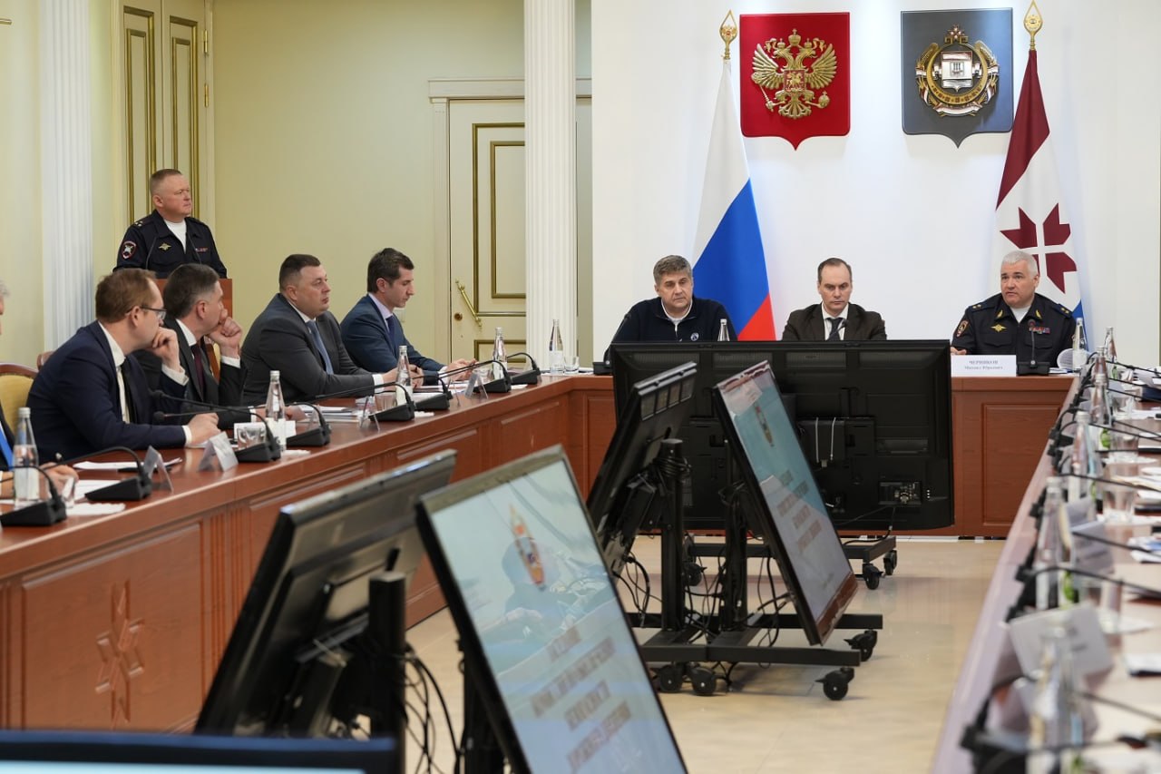 В Мордовии состоялось заседание региональной комиссии по обеспечению безопасности дорожного движения В Мордовии состоялось заседание региональной комиссии по обеспечению безопасности дорожного движения