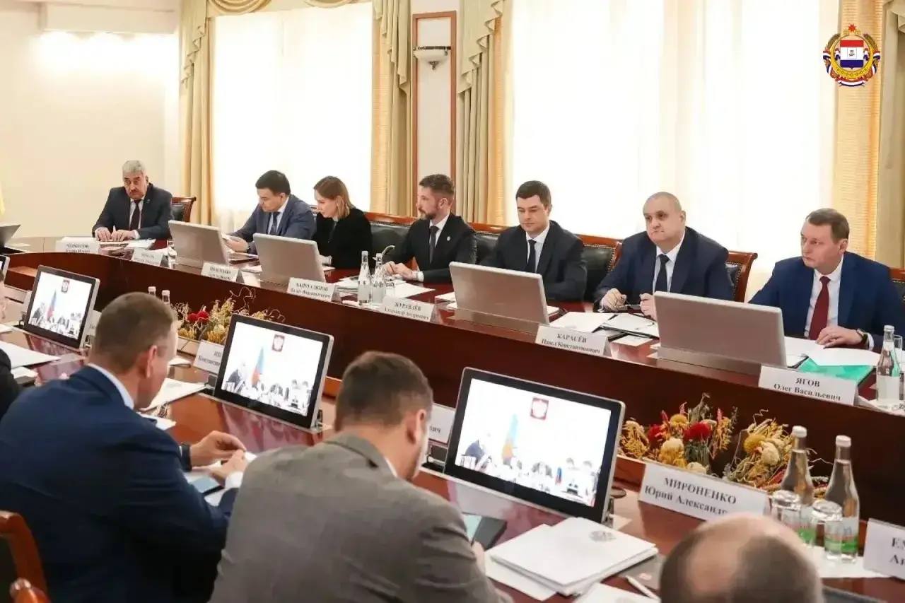 Курс на согласие и стабильность: Мордовия участвует в ключевых обсуждениях ПФО Курс на согласие и стабильность: Мордовия участвует в ключевых обсуждениях ПФО