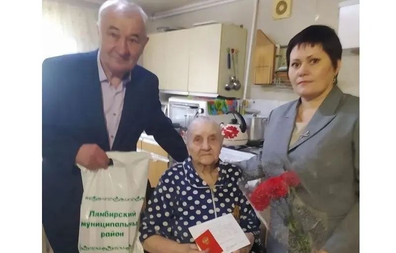 Уроженка села Новая Михайловка Лямбирского района Антонина Семеновна Назарова отметила 98 лет