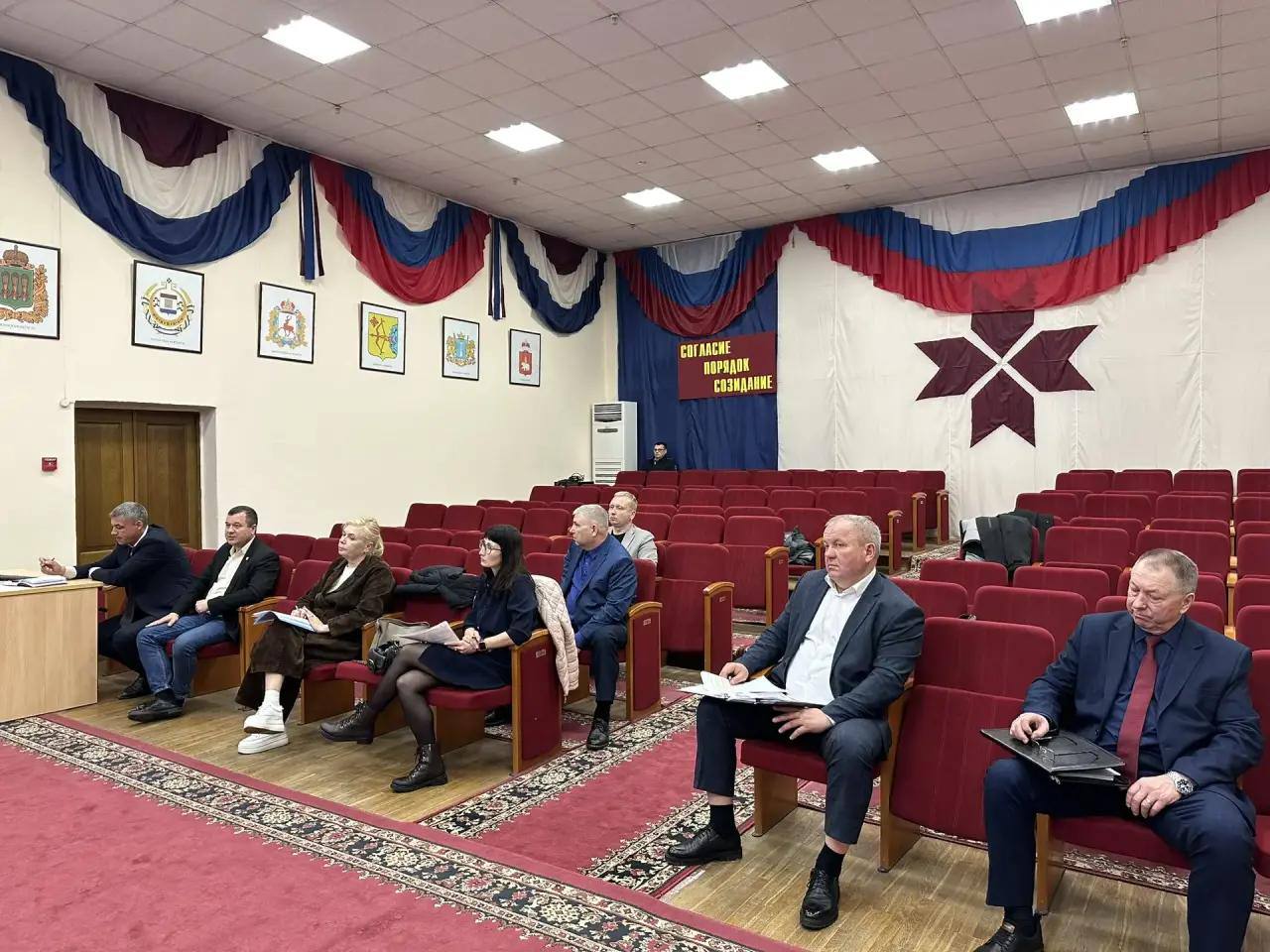 В Госавтоинспекции МВД по Республике Мордовия прошло межведомственное рабочее совещание рабочей группы по вопросам безопасности дорожного движения В Госавтоинспекции МВД по Республике Мордовия прошло межведомственное рабочее совещание рабочей группы по вопросам безопасности дорожного движения