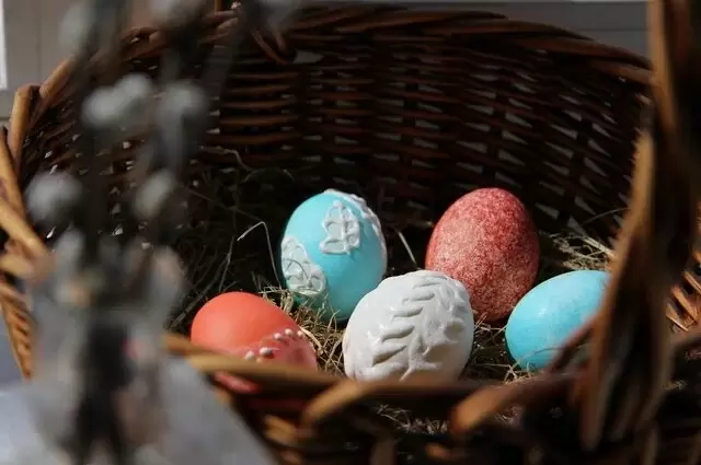 Секреты идеального окрашивания пасхальных яиц