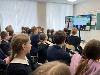 Старший инспектор по пропаганде безопасности дорожного движения отделения Госавтоинспекции ММО МВД России «Краснослободский» в МОУ «Новотроицкая СОШ» провела профилактическую беседу по безопасности дорожного движения с...