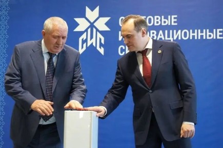 Глава Мордовии открыл завод «Световые инновационные системы»