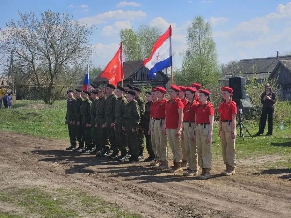 В преддверии 9 мая в селе Папулево Ичалковского района были проведены торжественный митинг и парад у дома участника Великой Отечественной войны Михаила Яковлевича Данилова В преддверии 9 мая в селе Папулево Ичалковского района были проведены торжественный митинг и парад у дома участника Великой Отечественной войны Михаила Яковлевича Данилова