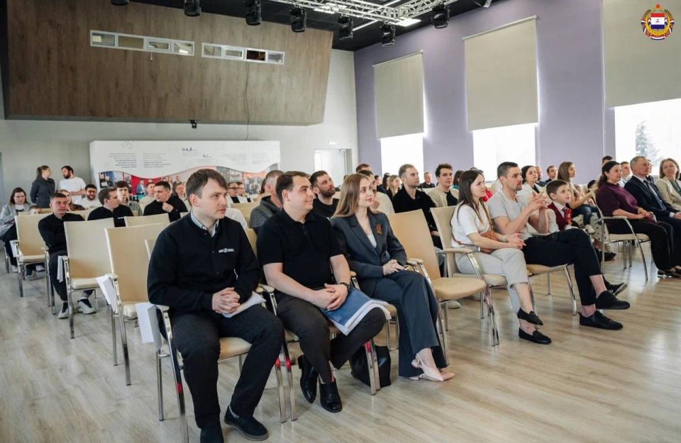 Старт для чемпионов. В Саранске подвели итоги регионального этапа проекта ПФО для работающей молодёжи «МолоТ» Старт для чемпионов. В Саранске подвели итоги регионального этапа проекта ПФО для работающей молодёжи «МолоТ»