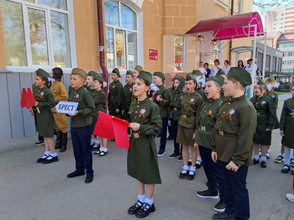 Наталья Долматова поздравила с Днём Победы бывшего узника фашистского концлагеря Юрия Смирнова Наталья Долматова поздравила с Днём Победы бывшего узника фашистского концлагеря Юрия Смирнова