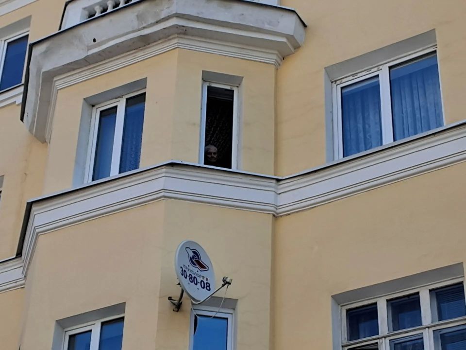 Наталья Долматова поздравила с Днём Победы бывшего узника фашистского концлагеря Юрия Смирнова Наталья Долматова поздравила с Днём Победы бывшего узника фашистского концлагеря Юрия Смирнова