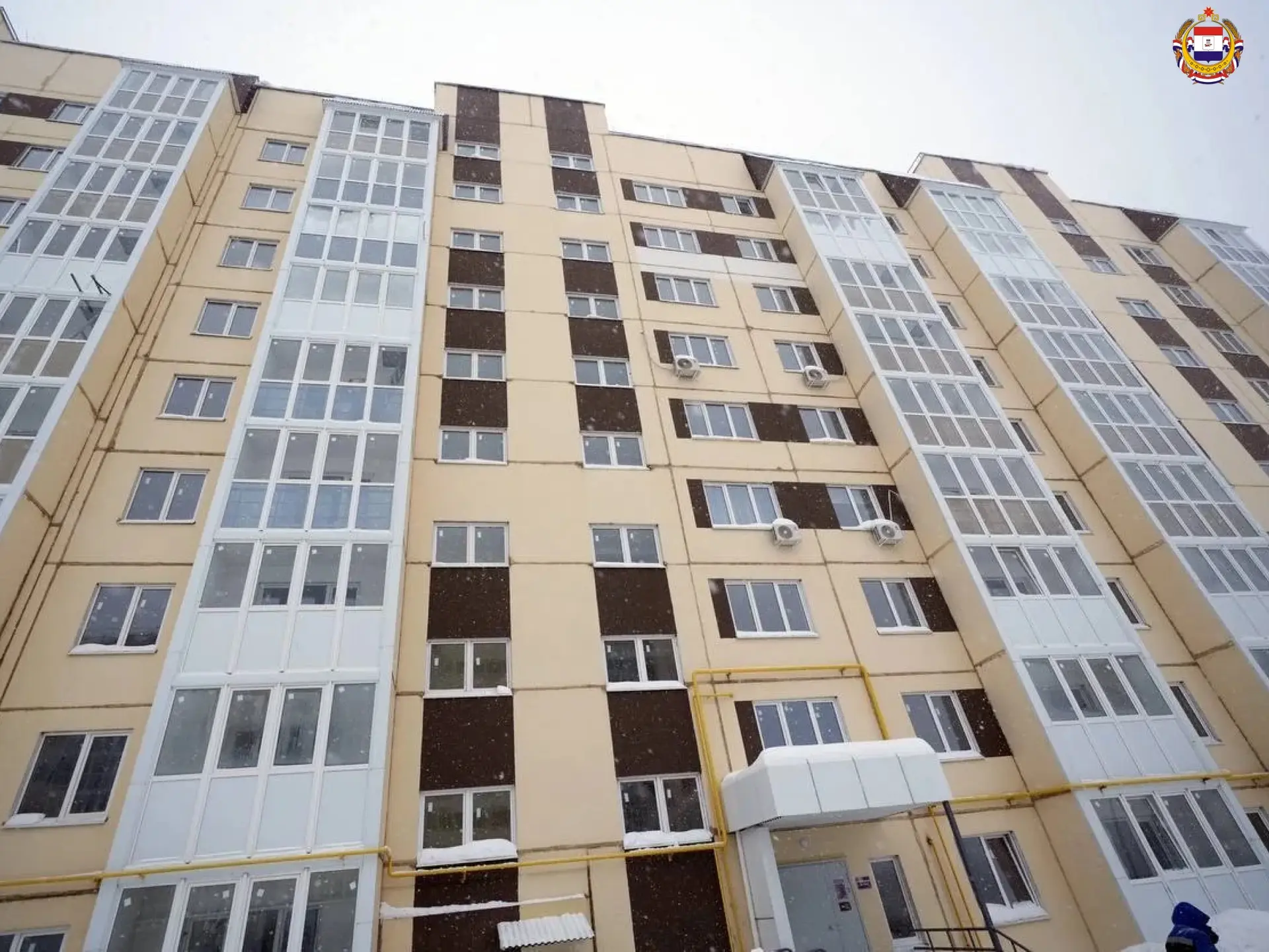 Семья всегда в приоритете. В Доме Республики обсудили реализацию новой жилищной программы для семей бюджетников с детьми Семья всегда в приоритете. В Доме Республики обсудили реализацию новой жилищной программы для семей бюджетников с детьми