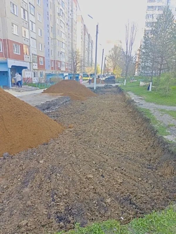 В Саранске продолжается масштабный проект по ремонту дворовых территорий В Саранске продолжается масштабный проект по ремонту дворовых территорий