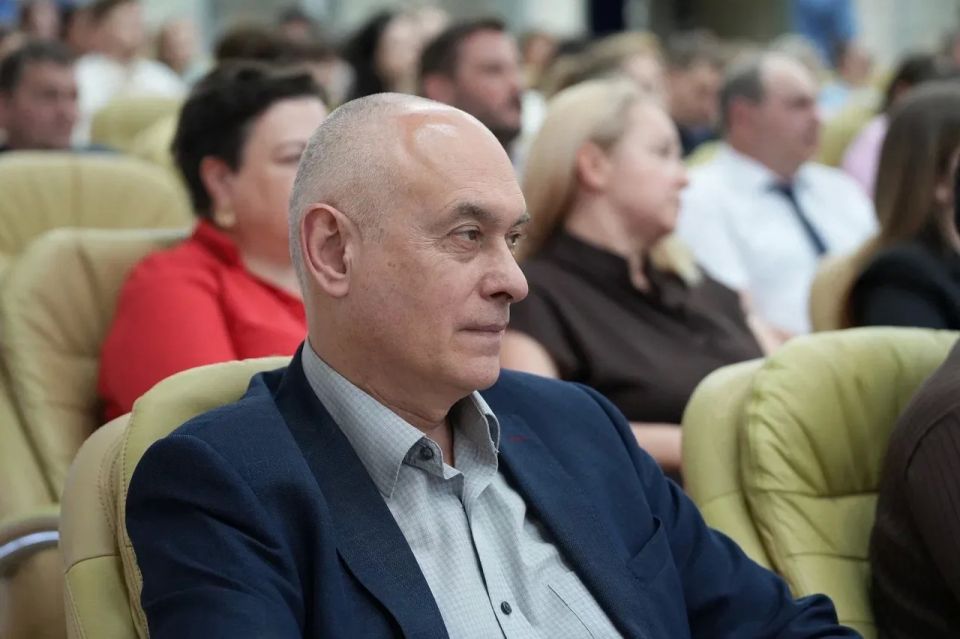 «КТО ЛЮБИТ МОРДОВИЮ? МЫ ЛЮБИМ МОРДОВИЮ!» - сказала руководитель исполкома «Деловой России» Нонна Каграманян «КТО ЛЮБИТ МОРДОВИЮ? МЫ ЛЮБИМ МОРДОВИЮ!» - сказала руководитель исполкома «Деловой России» Нонна Каграманян