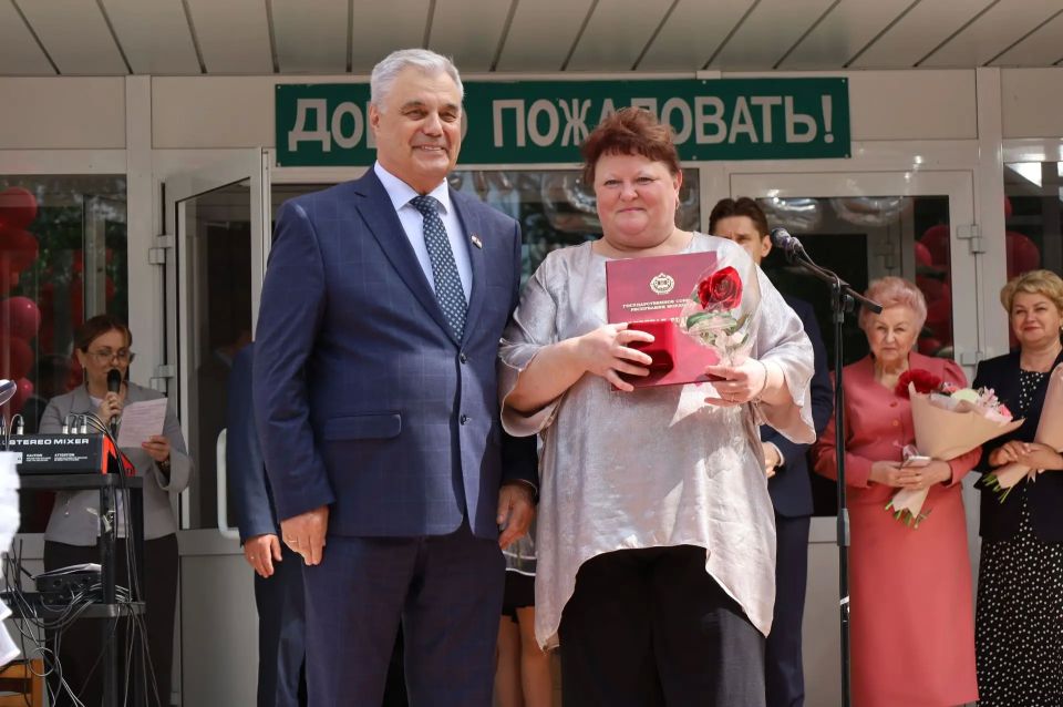 Владимир Чибиркин – выпускникам 2026 года: «Мы надеемся на вас и с уверенностью говорим: вы – будущее Мордовии и России» Владимир Чибиркин – выпускникам 2026 года: «Мы надеемся на вас и с уверенностью говорим: вы – будущее Мордовии и России»