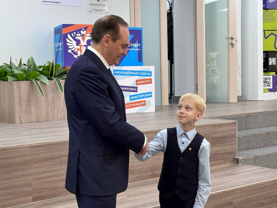 Артём Здунов: Поддержал наших ребят @mol13rus на защите заявки программ Росмолодёжи - «Регион для молодых», «Регион добрых дел» Артём Здунов: Поддержал наших ребят @mol13rus на защите заявки программ Росмолодёжи - «Регион для молодых», «Регион добрых дел»
