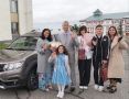 1 июня, в Международный день защиты детей, Президент Владимир Путин вручил родителям девяти многодетных семей из разных уголков России ордена «Мать-героиня» и «Родительская слава»