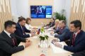 Глава Мордовии Артем Здунов 3 июня на полях ПМЭФ провел встречу с генеральным директором АО «Росагролизинг» Павлом Косовым