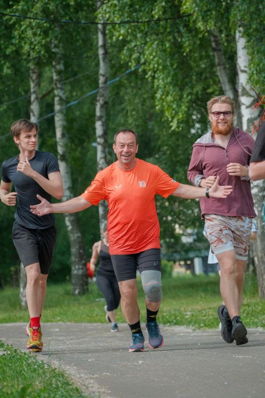«Усатый забег» - спорт и отличное чувство юмора «Усатый забег» - спорт и отличное чувство юмора