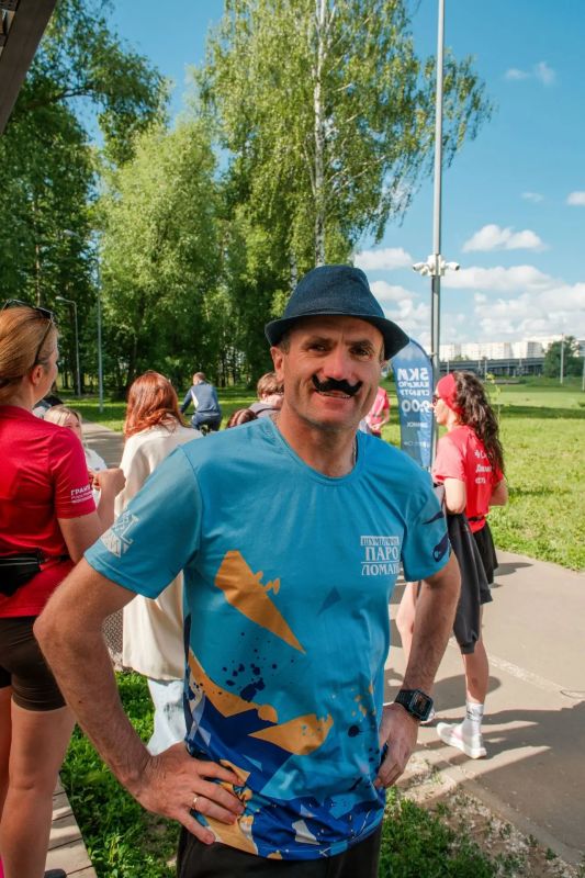 «Усатый забег» - спорт и отличное чувство юмора «Усатый забег» - спорт и отличное чувство юмора