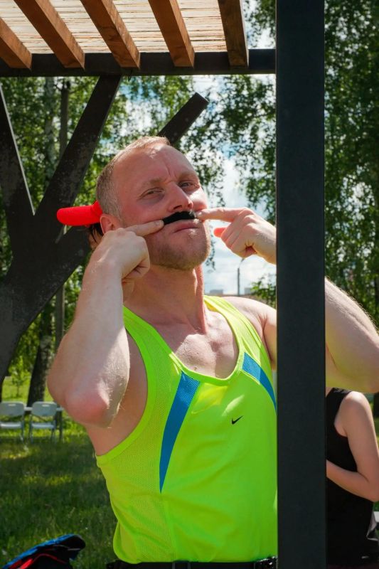 «Усатый забег» - спорт и отличное чувство юмора «Усатый забег» - спорт и отличное чувство юмора