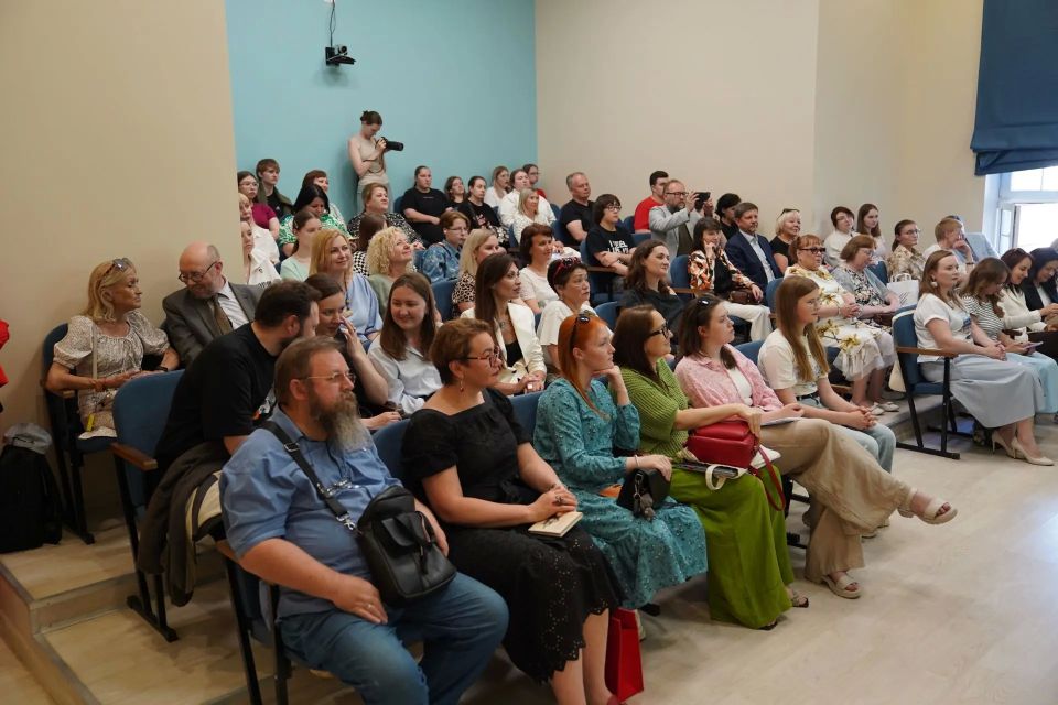 Наталья Долматова приняла участие в презентации книги «Кухня старого Саранска» Наталья Долматова приняла участие в презентации книги «Кухня старого Саранска»