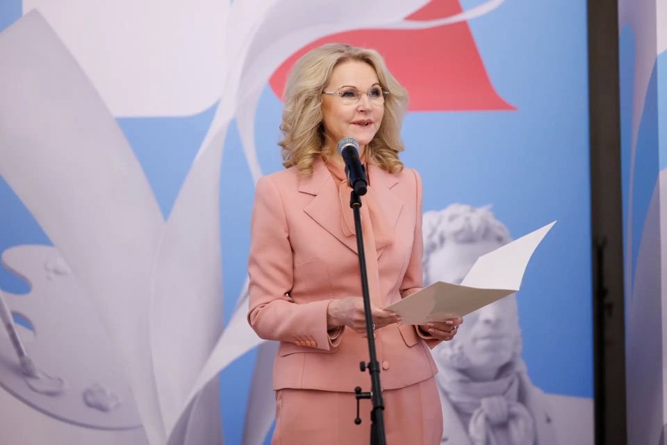Артём Здунов: 5 лет назад Президент России Владимир Путин принял историческое решение - о создании Президентского фонда культурных инициатив Артём Здунов: 5 лет назад Президент России Владимир Путин принял историческое решение - о создании Президентского фонда культурных инициатив