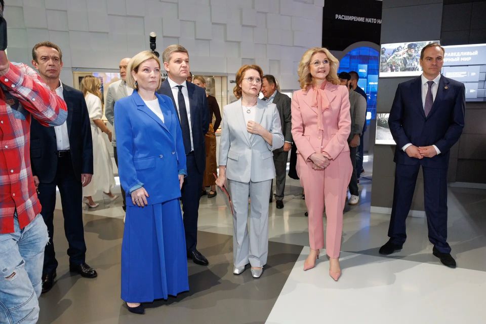 Артём Здунов: 5 лет назад Президент России Владимир Путин принял историческое решение - о создании Президентского фонда культурных инициатив Артём Здунов: 5 лет назад Президент России Владимир Путин принял историческое решение - о создании Президентского фонда культурных инициатив