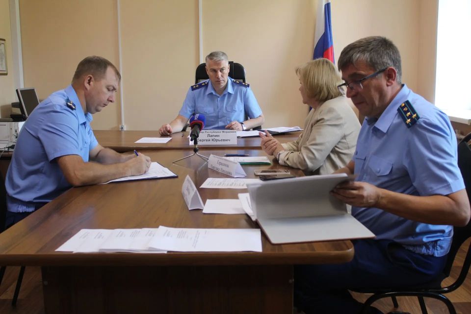 ПРОКУРОР РЕСПУБЛИКИ В РАМКАХ РАБОТЫ МОБИЛЬНОЙ ПРИЕМНОЙ ПОСЕТИЛ КОЧКУРОВСКИЙ РАЙОН ПРОКУРОР РЕСПУБЛИКИ В РАМКАХ РАБОТЫ МОБИЛЬНОЙ ПРИЕМНОЙ ПОСЕТИЛ КОЧКУРОВСКИЙ РАЙОН