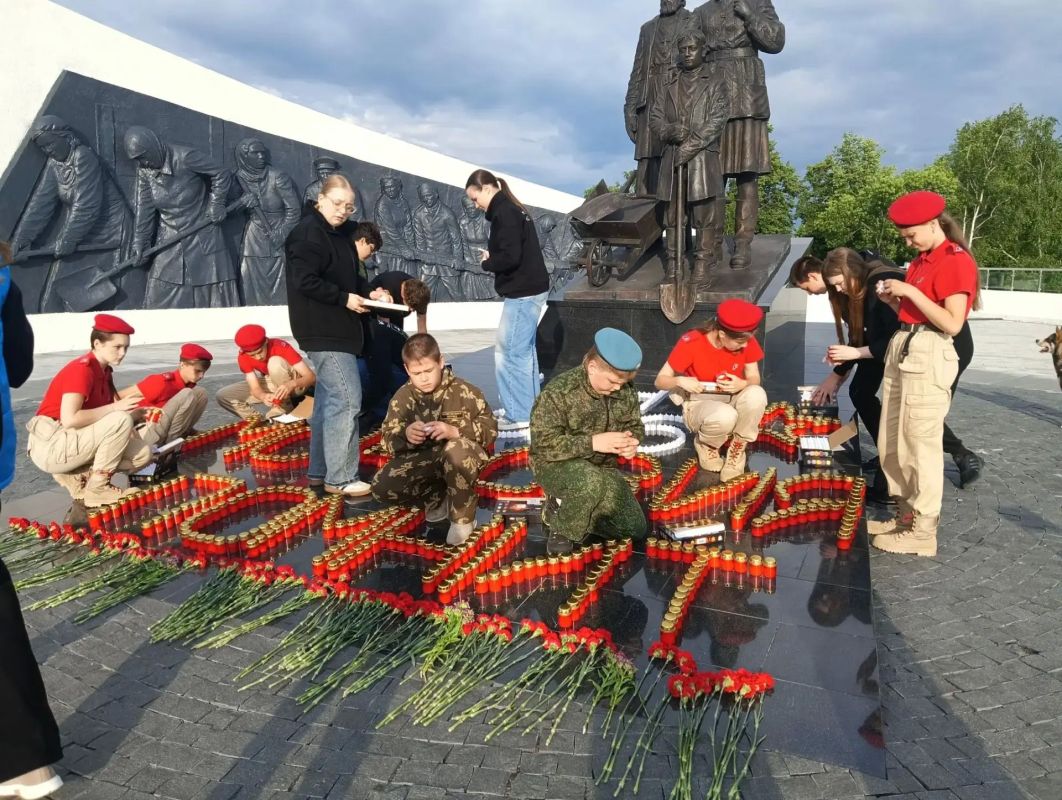 На Сурском рубеже состоялось памятно-мемориальное мероприятие, посвящённое Дню памяти и скорби На Сурском рубеже состоялось памятно-мемориальное мероприятие, посвящённое Дню памяти и скорби