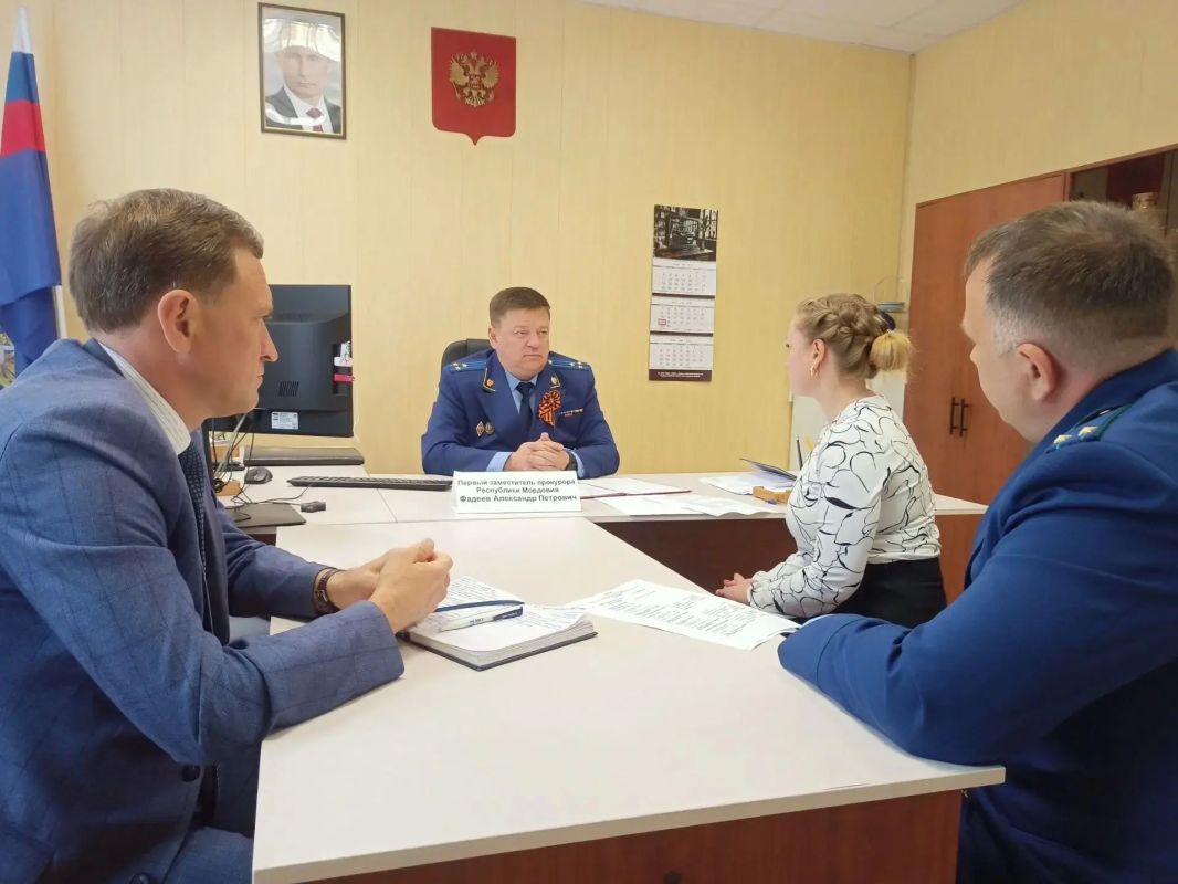 МОБИЛЬНАЯ ПРИЕМНАЯ ПРОКУРОРА РЕСПУБЛИКИ РАБОТАЛА В БОЛЬШЕБЕРЕЗНИКОВСКОМ РАЙОНЕ МОБИЛЬНАЯ ПРИЕМНАЯ ПРОКУРОРА РЕСПУБЛИКИ РАБОТАЛА В БОЛЬШЕБЕРЕЗНИКОВСКОМ РАЙОНЕ