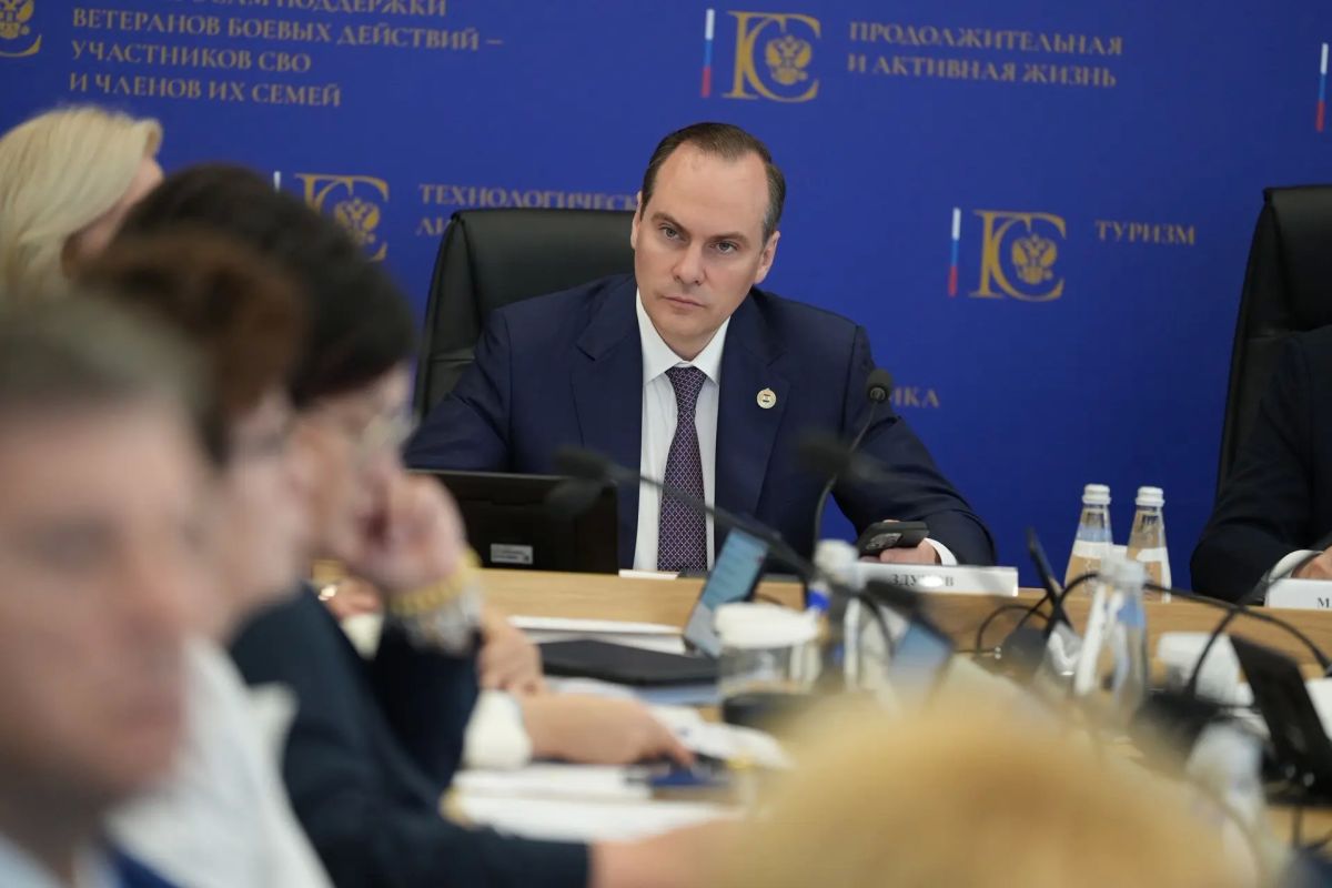 Артём Здунов: #ГоссоветСемья. С командой Госсовета по направлению «Семья» проанализировали подходы к одному из важнейших вопросов - репродуктивное здоровье наших жителей Артём Здунов: #ГоссоветСемья. С командой Госсовета по направлению «Семья» проанализировали подходы к одному из важнейших вопросов - репродуктивное здоровье наших жителей