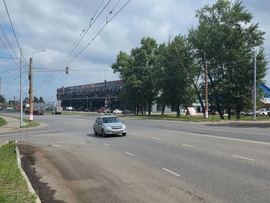 Для повышения безопасности дорожного движения установлены и начали работать новые светофорные объекты Для повышения безопасности дорожного движения установлены и начали работать новые светофорные объекты
