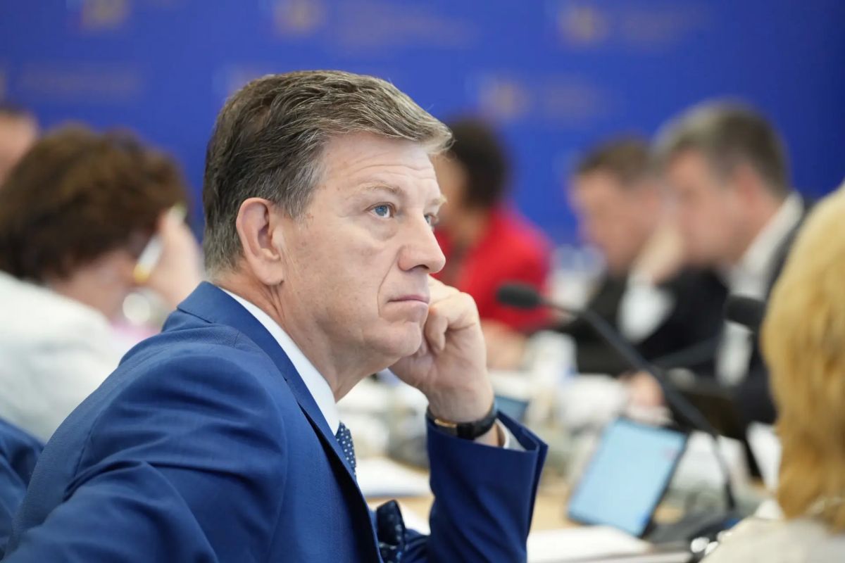 Артём Здунов: #ГоссоветСемья. С командой Госсовета по направлению «Семья» проанализировали подходы к одному из важнейших вопросов - репродуктивное здоровье наших жителей Артём Здунов: #ГоссоветСемья. С командой Госсовета по направлению «Семья» проанализировали подходы к одному из важнейших вопросов - репродуктивное здоровье наших жителей