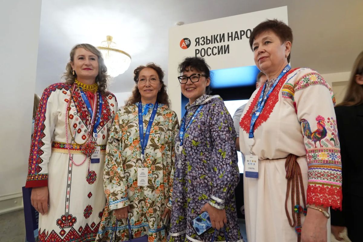 Артём Здунов: Шумбрачи, кельгома ялгат!. В #ГодЕдинстванародов и в рамках Международного десятилетия языков коренных народов, объявленного Генеральной Ассамблеей ООН открыли в Мордовии III Международную конференцию высокого... Артём Здунов: Шумбрачи, кельгома ялгат!. В #ГодЕдинстванародов и в рамках Международного десятилетия языков коренных народов, объявленного Генеральной Ассамблеей ООН открыли в Мордовии III Международную конференцию высокого...