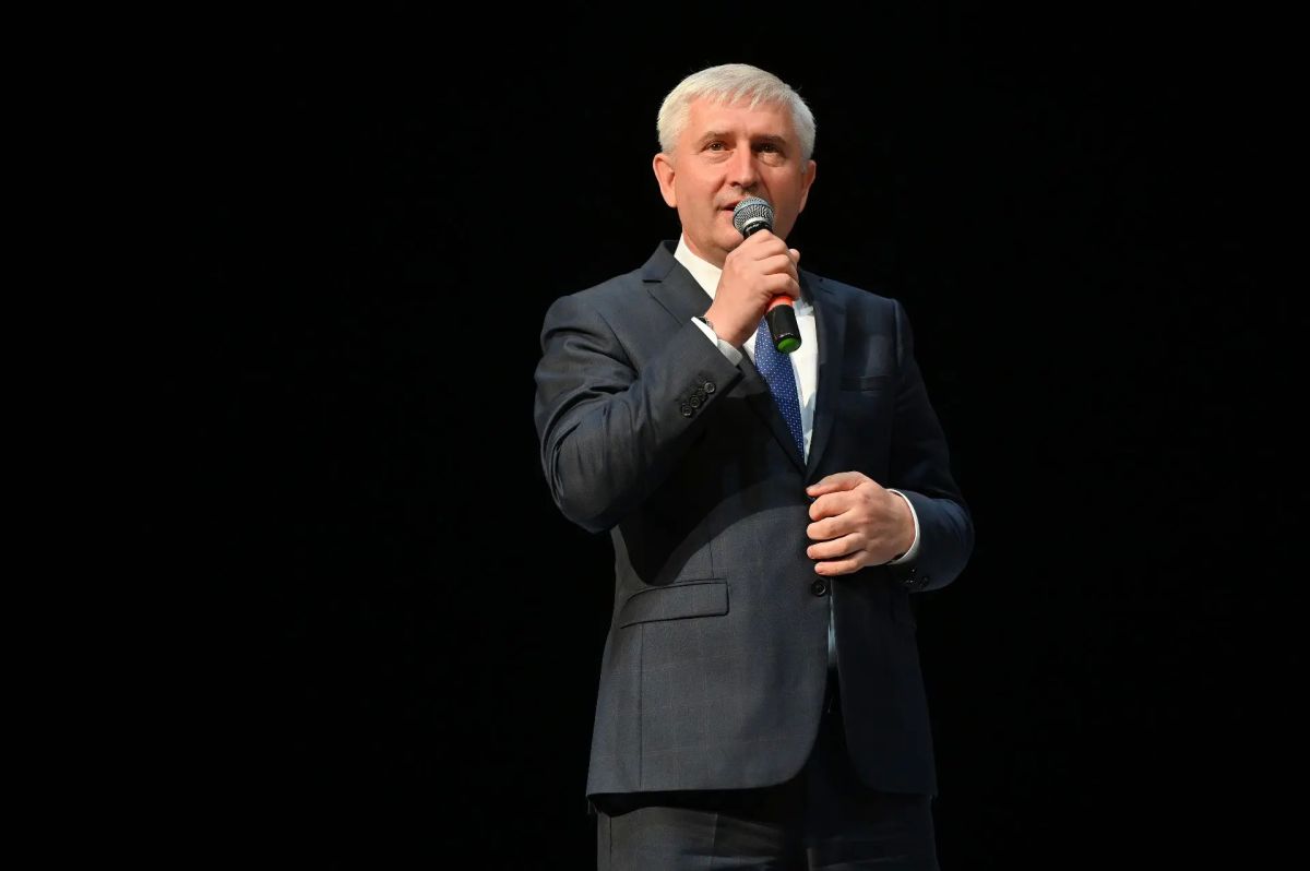 2 июля 2026 г. Министр юстиции Республики Мордовия С.В. Конычев принял участие в торжественном выпускном вечере Юридического института МГУ им. Н. П. Огарёва 2 июля 2026 г. Министр юстиции Республики Мордовия С.В. Конычев принял участие в торжественном выпускном вечере Юридического института МГУ им. Н. П. Огарёва