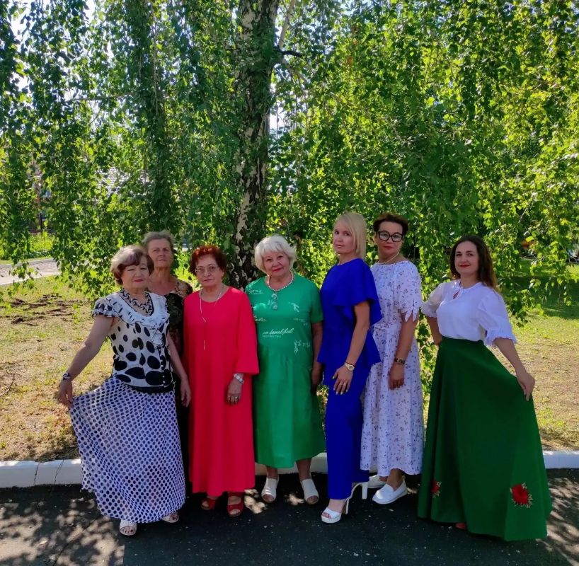 В День семьи, любви и верности в городском парке культуры и отдыха им. А.С. Пушкина продолжаются праздничные мероприятия: В День семьи, любви и верности в городском парке культуры и отдыха им. А.С. Пушкина продолжаются праздничные мероприятия: