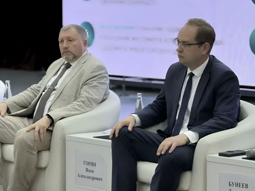 Иван Горин представил инфраструктурные площадки Мордовии на стратегической сессии Иван Горин представил инфраструктурные площадки Мордовии на стратегической сессии